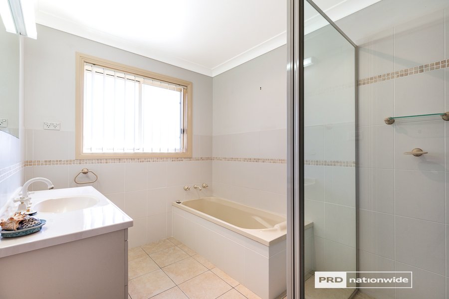 131 Calala Lane TAMWORTH 16