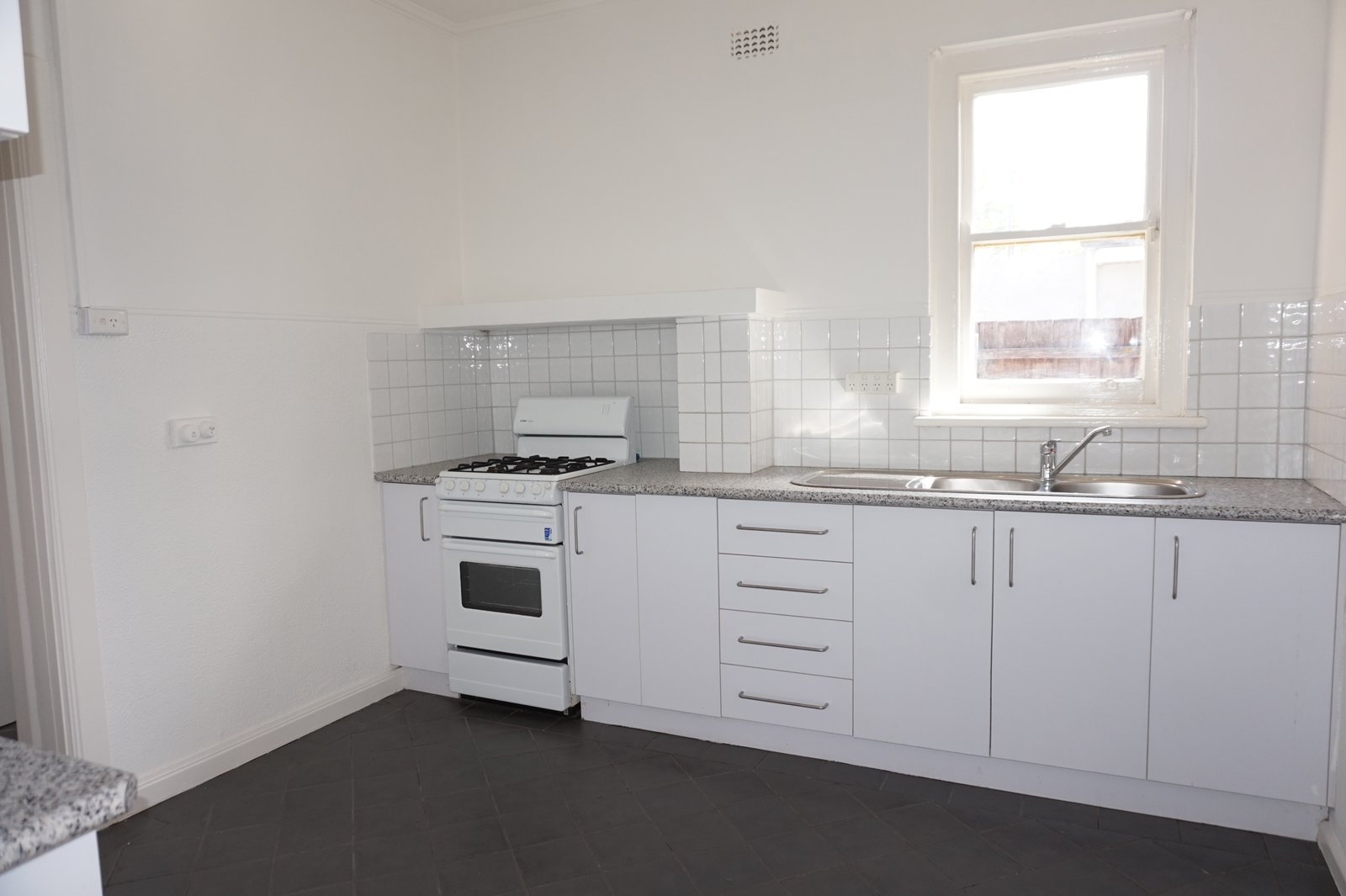 Gallery: 131 Carpenter Street