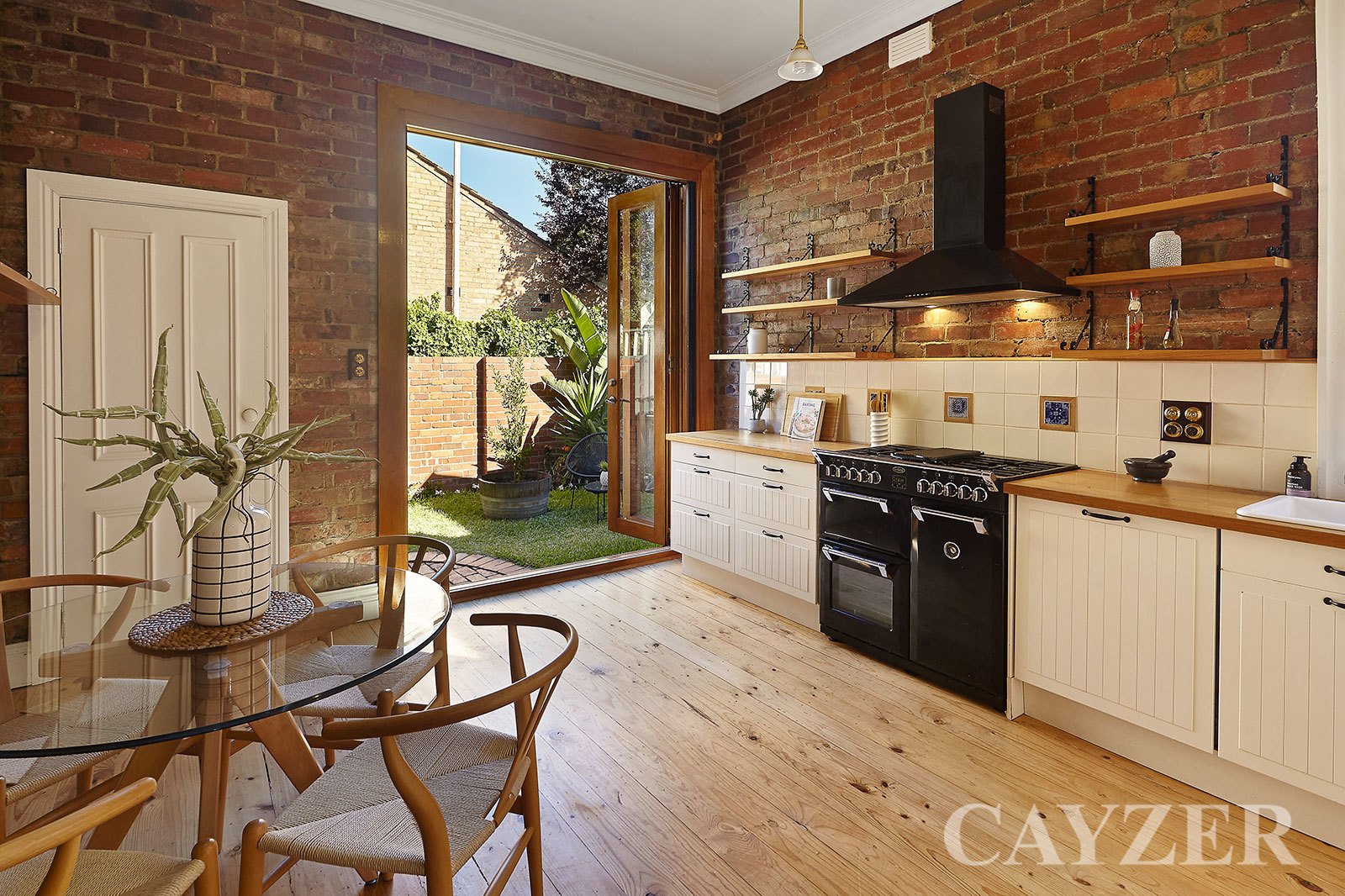 Gallery: 131 Cruikshank Street