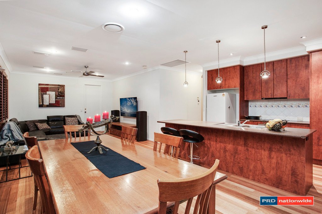 131 Dunlin Drive BURLEIGH WATERS 5