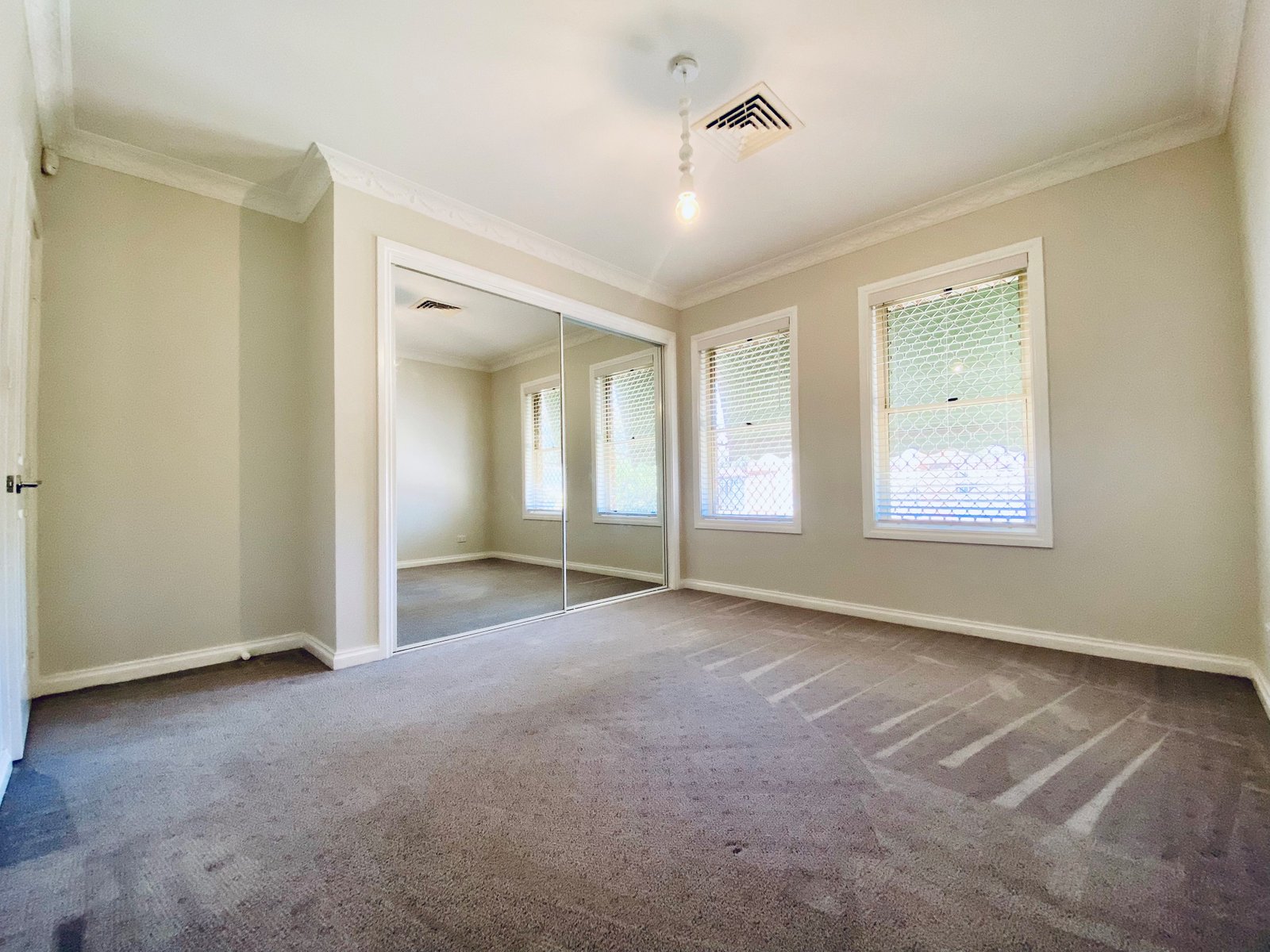 1/31 Gipps Street TAMWORTH 6