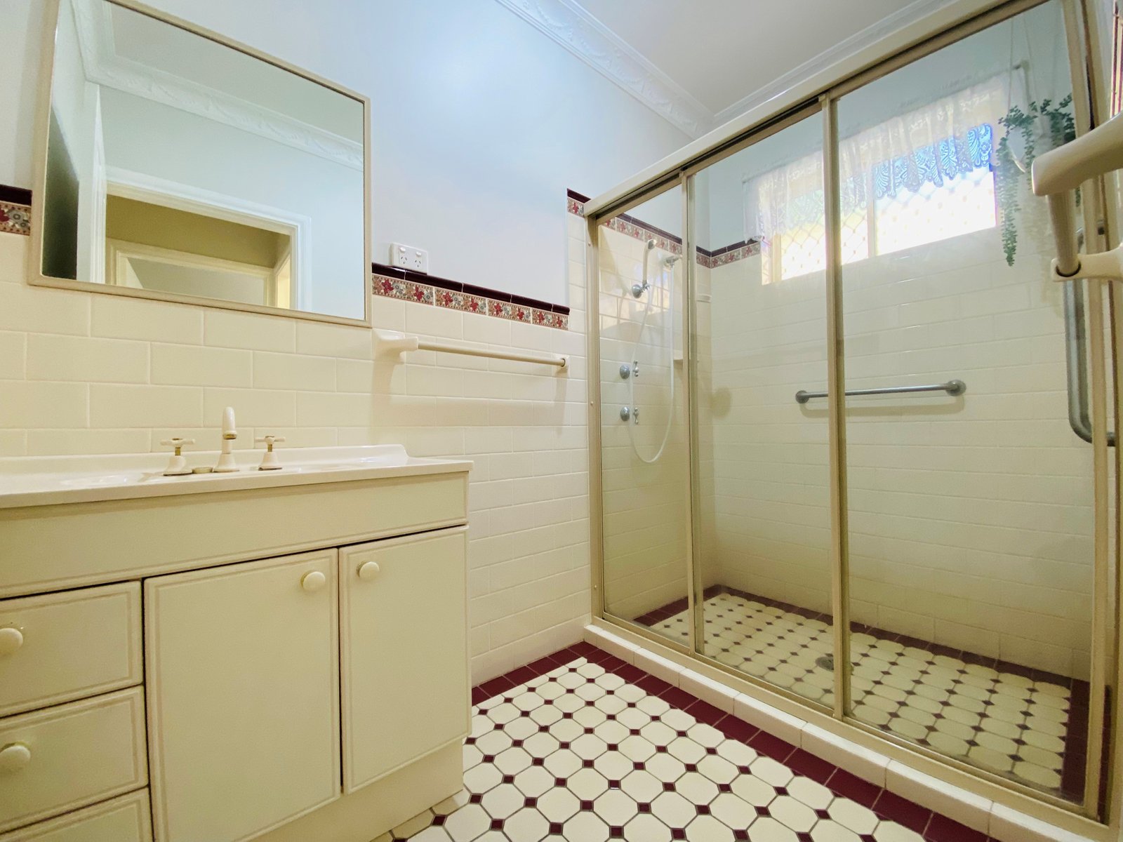 1/31 Gipps Street TAMWORTH 8