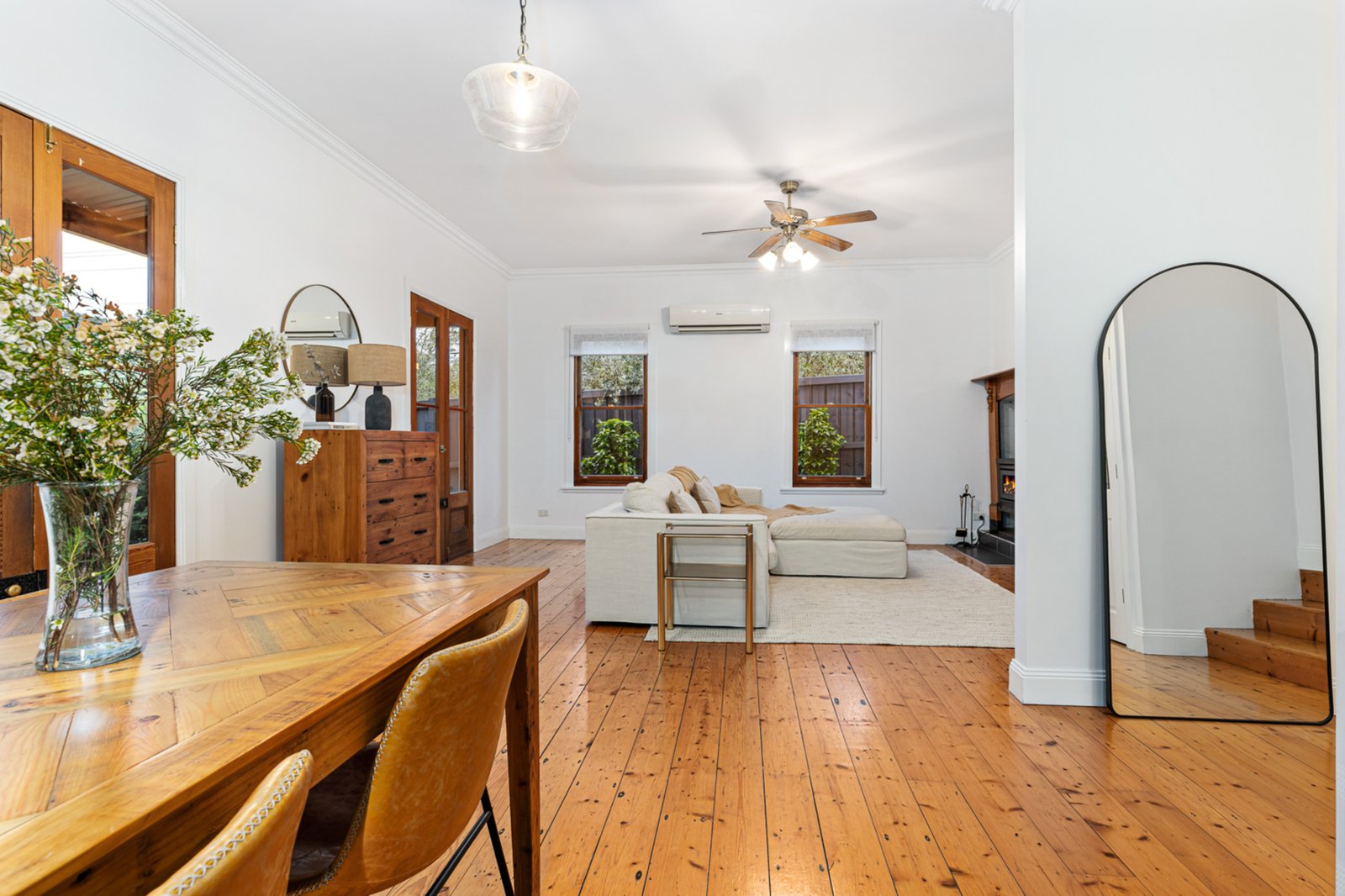 Gallery: 131 Humffray Street North