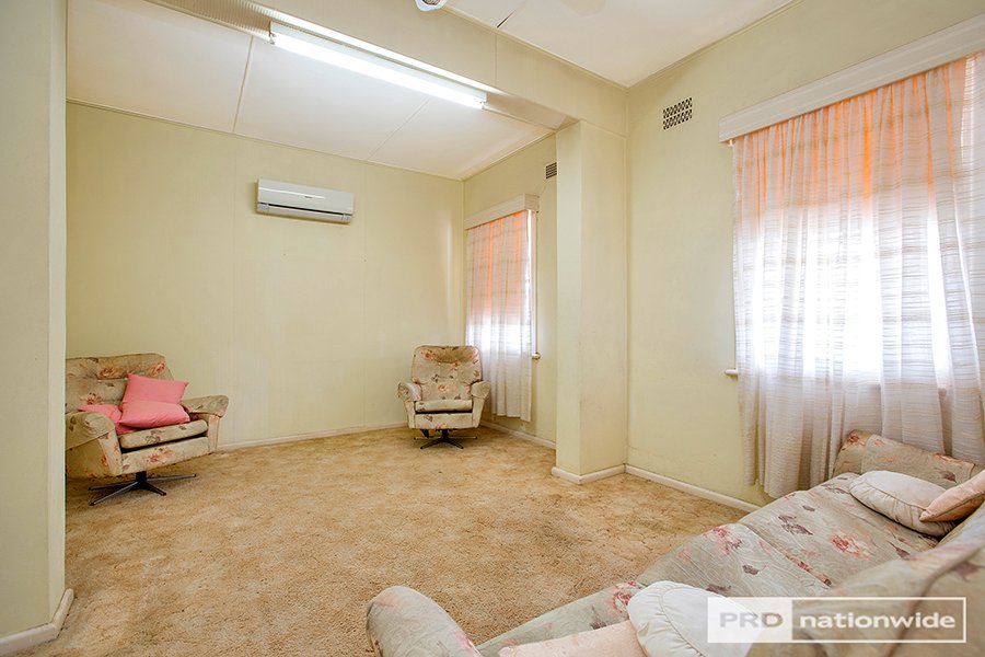 131 Johnston Street TAMWORTH 3