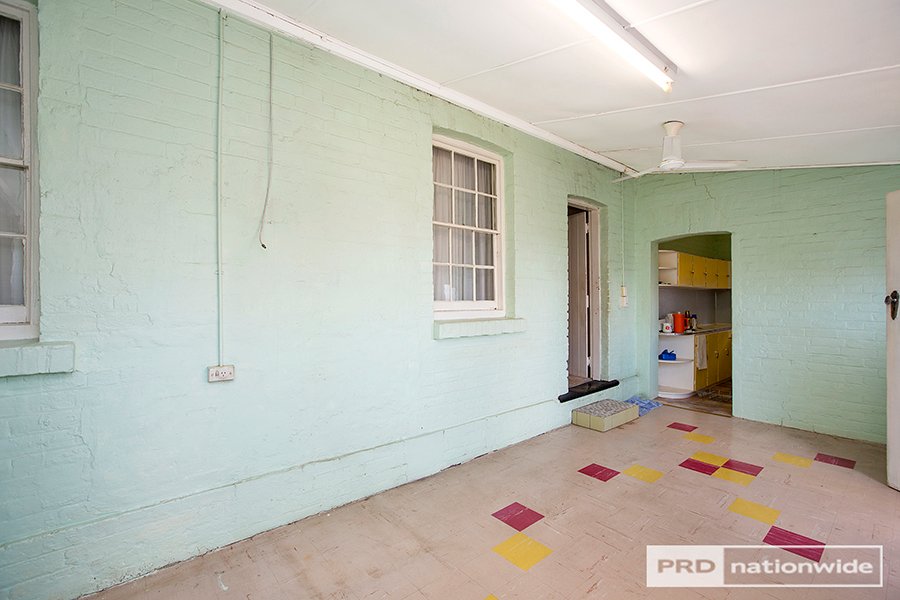 131 Johnston Street TAMWORTH 6