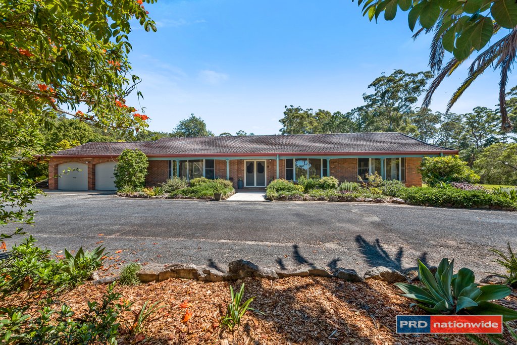 131 Lake Russell Drive EMERALD BEACH 1