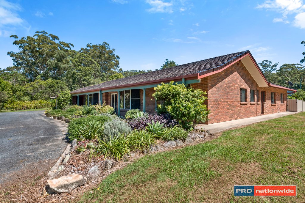 131 Lake Russell Drive EMERALD BEACH 3