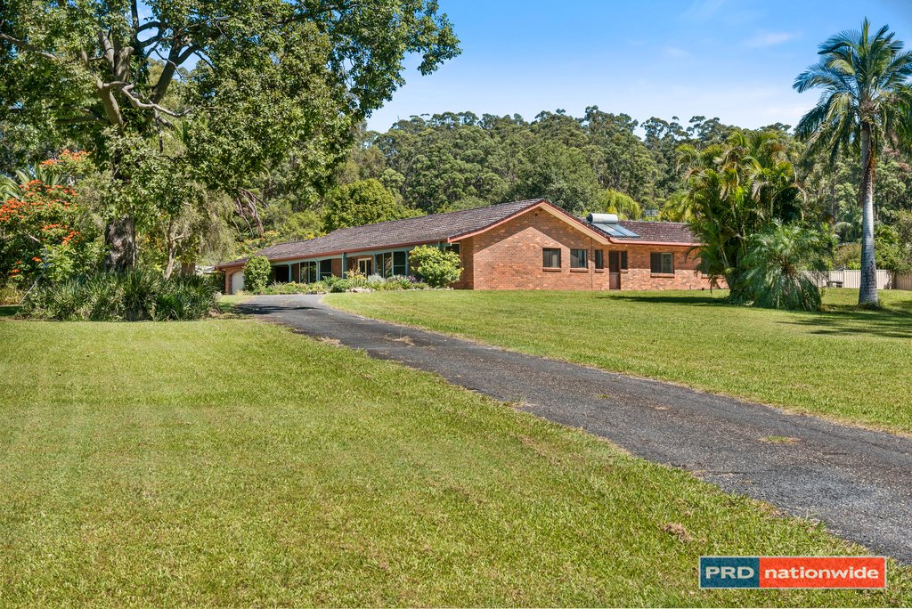 131 Lake Russell Drive EMERALD BEACH 5