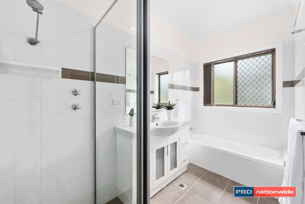 131 Lake Russell Drive EMERALD BEACH 12