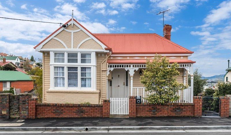 1/31 Mellifont Street WEST HOBART 2