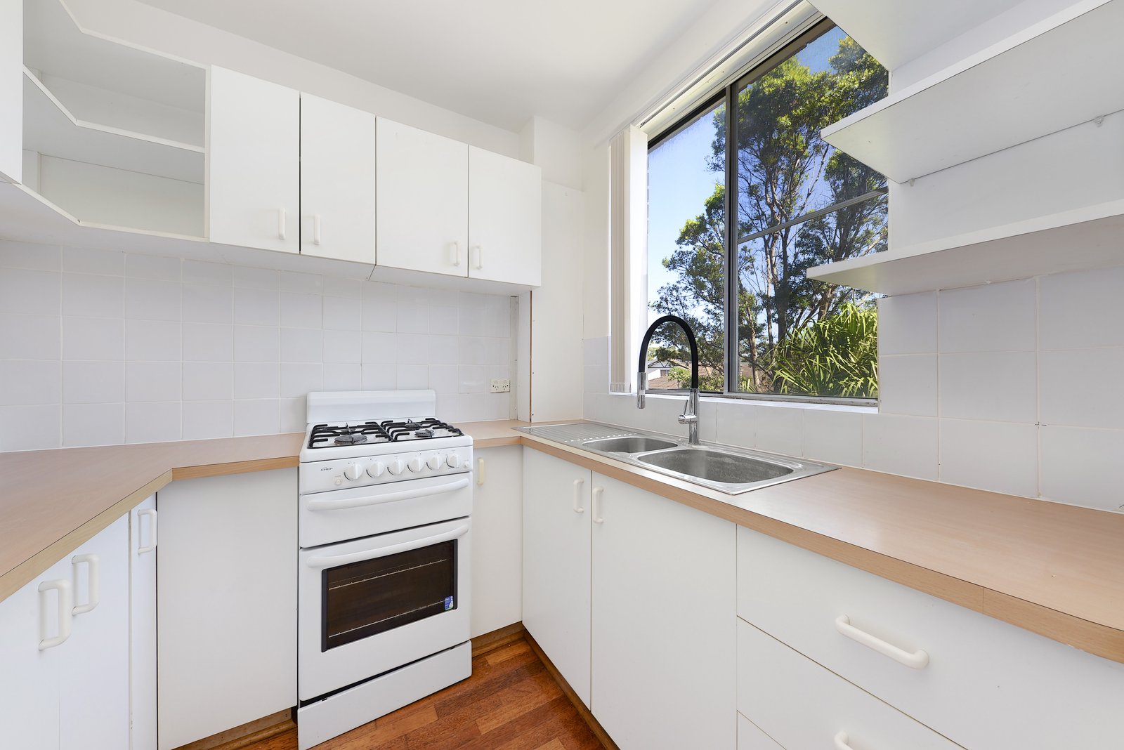 13/1 Nilson Avenue HILLSDALE 3