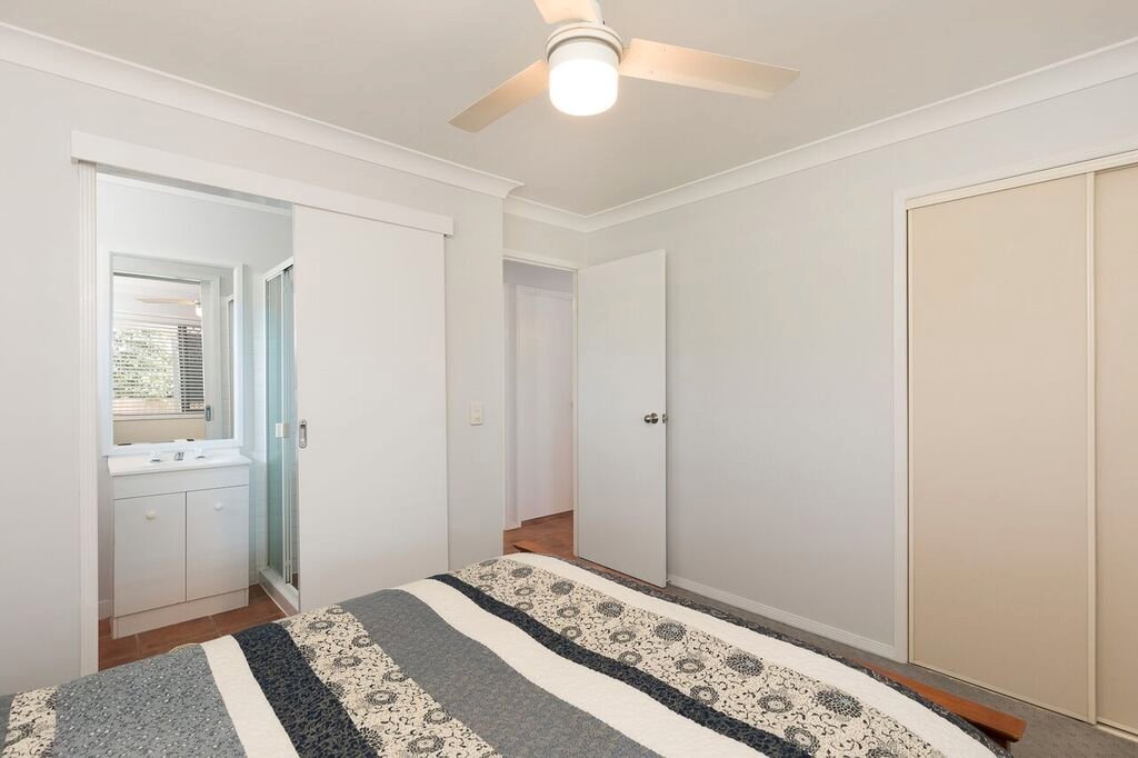 1/31 Paddington Drive CARRARA 6