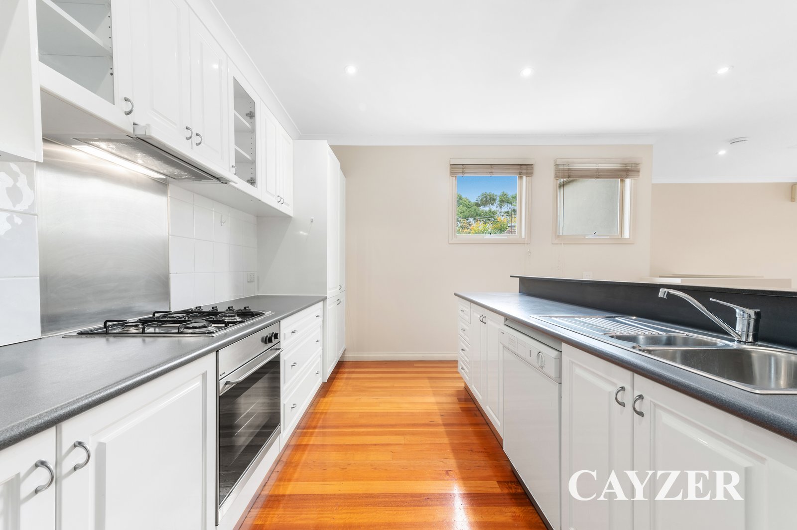Gallery: 131 Raglan Street