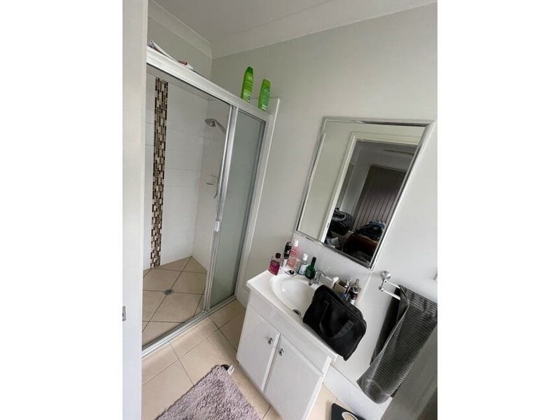 1/31 Walloon Rd  ROSEWOOD 8