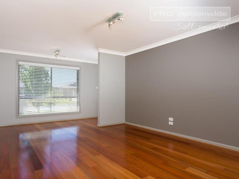1/31 Warambee Crescent GLENFIELD PARK 7