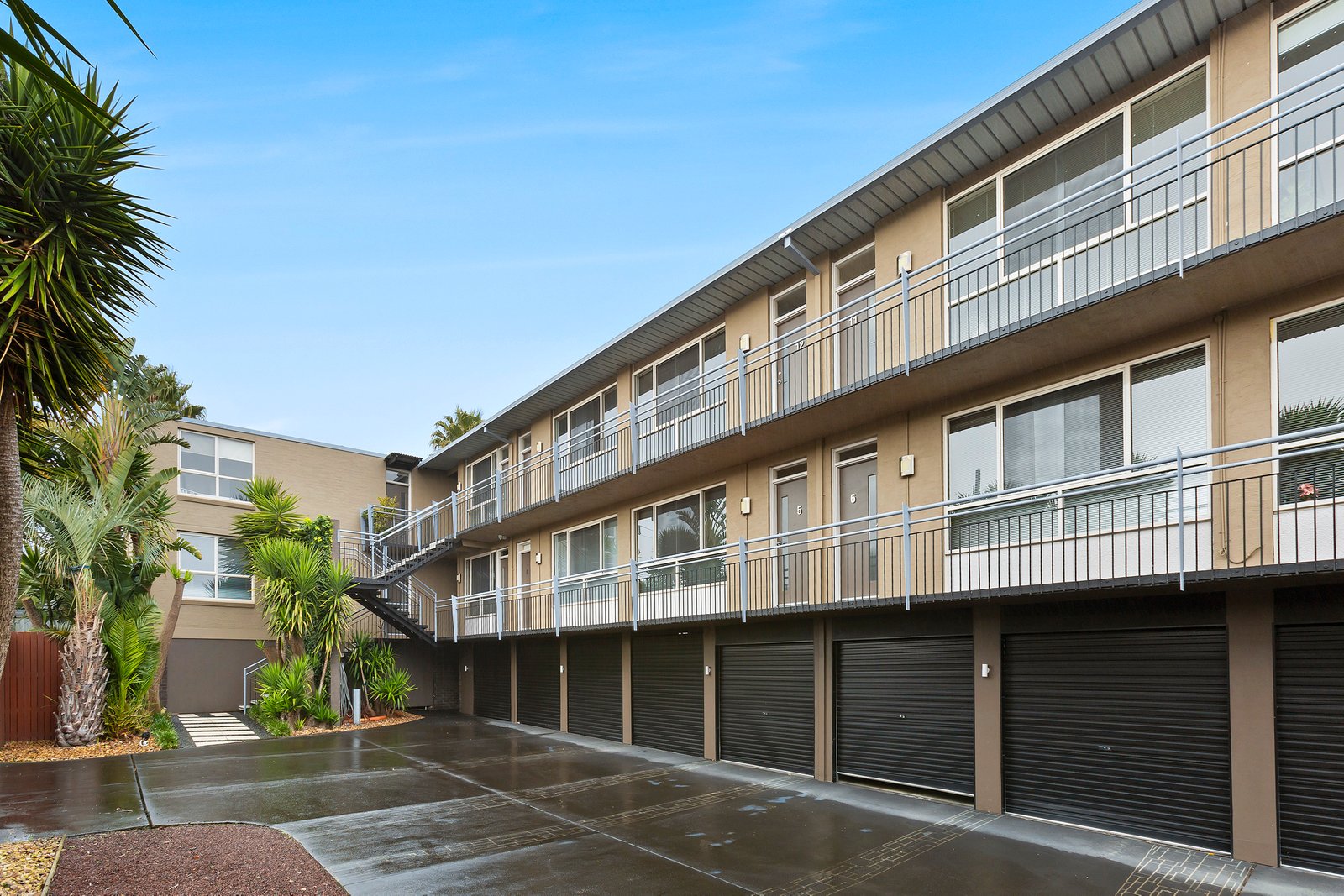 Gallery: 13/10 Fitzroy Street