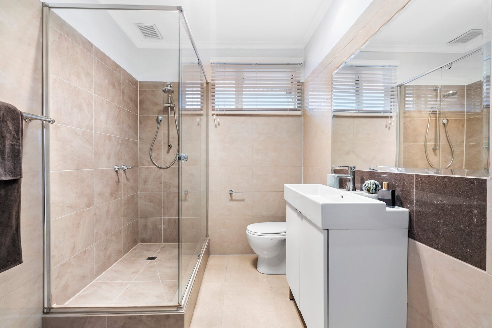 Real Estate and Property in 13/10 Payne Street, Caulfield North, VIC