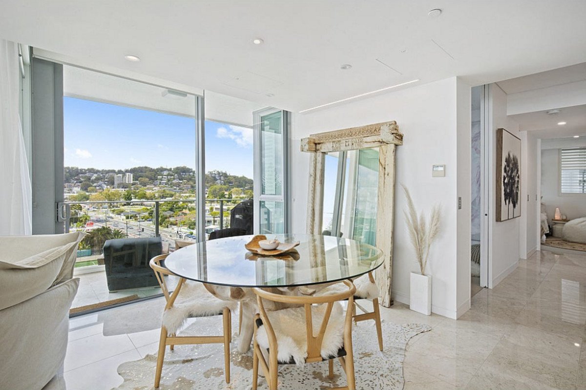 13/106 The Esplanade Burleigh Heads 7