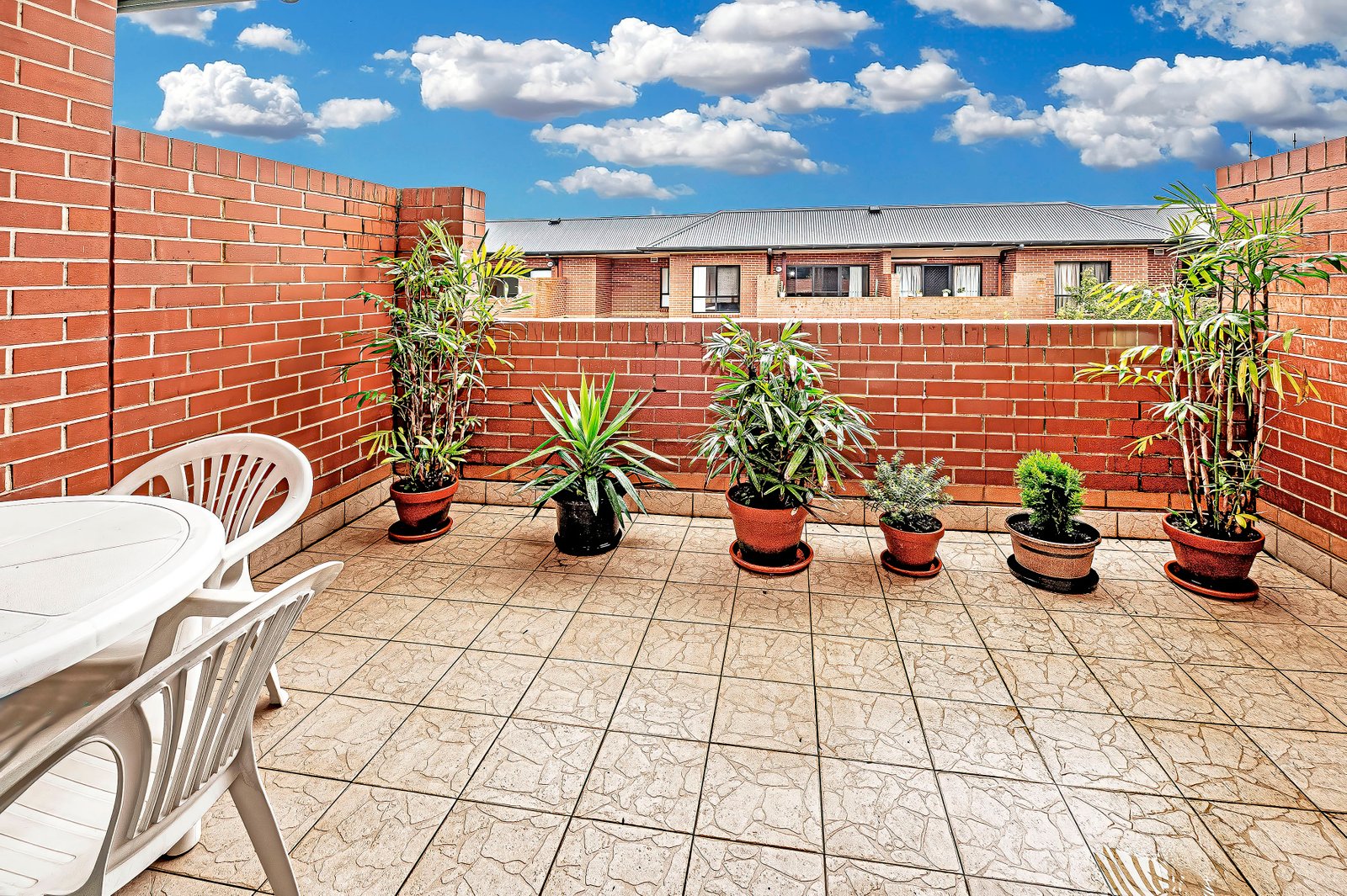 13/1094 Anzac Parade MAROUBRA 4