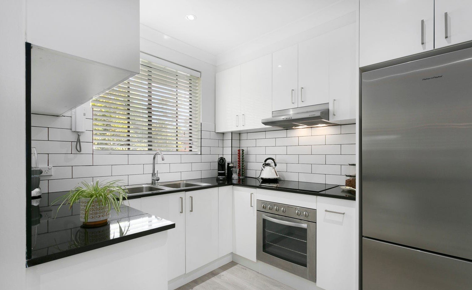 13/11-15 Nelson Street,  PENSHURST 2