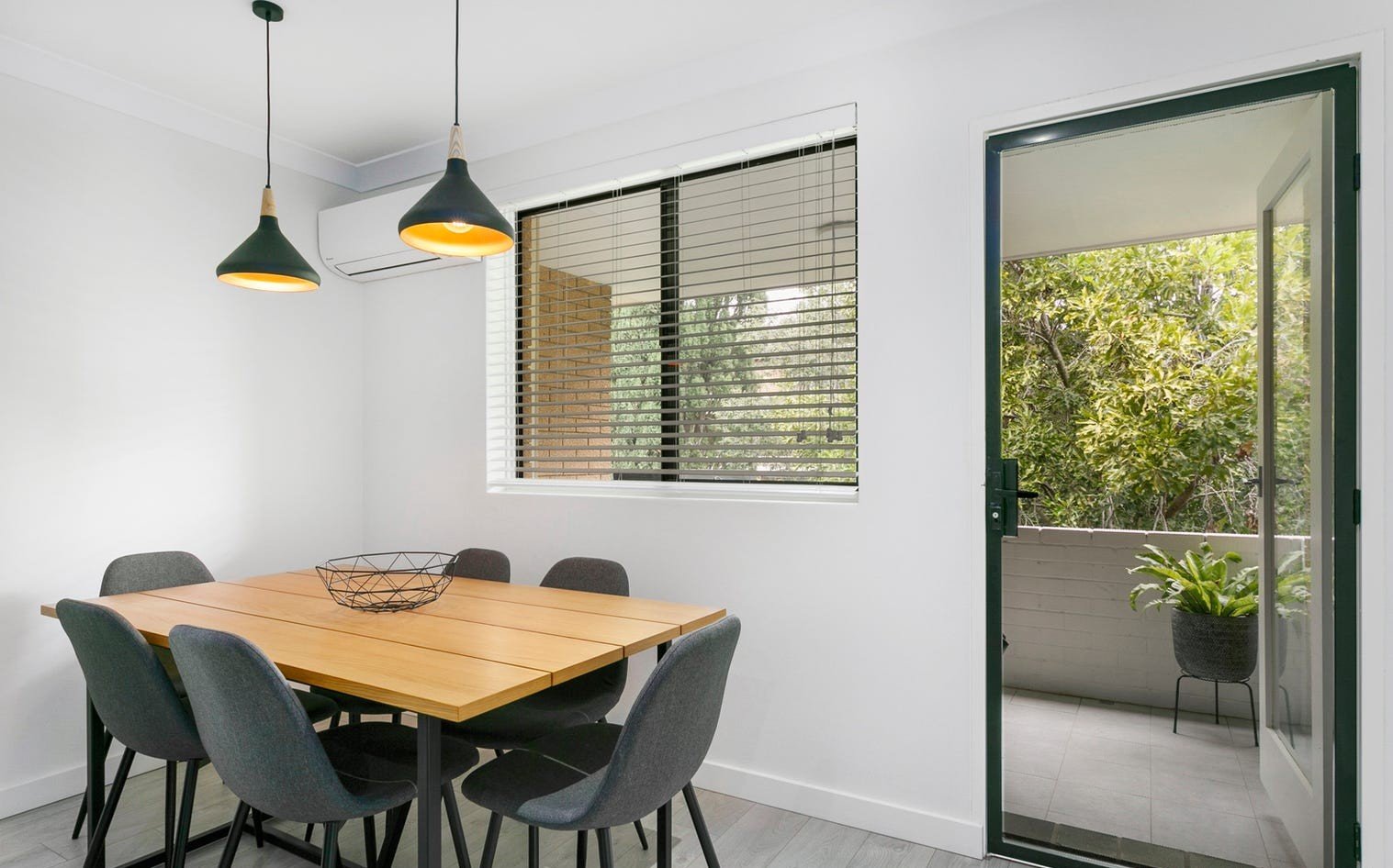 13/11-15 Nelson Street,  PENSHURST 8