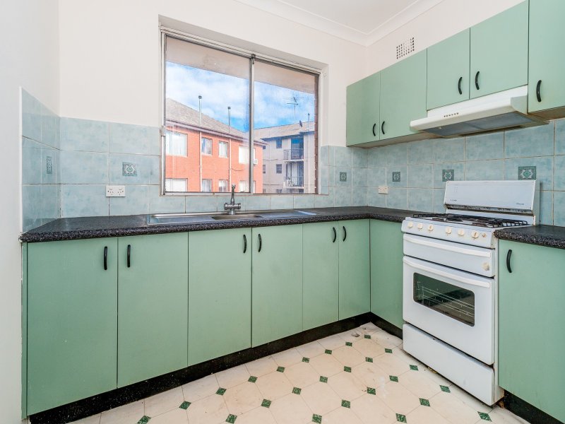 13/11 Unsted Crescent HILLSDALE 3