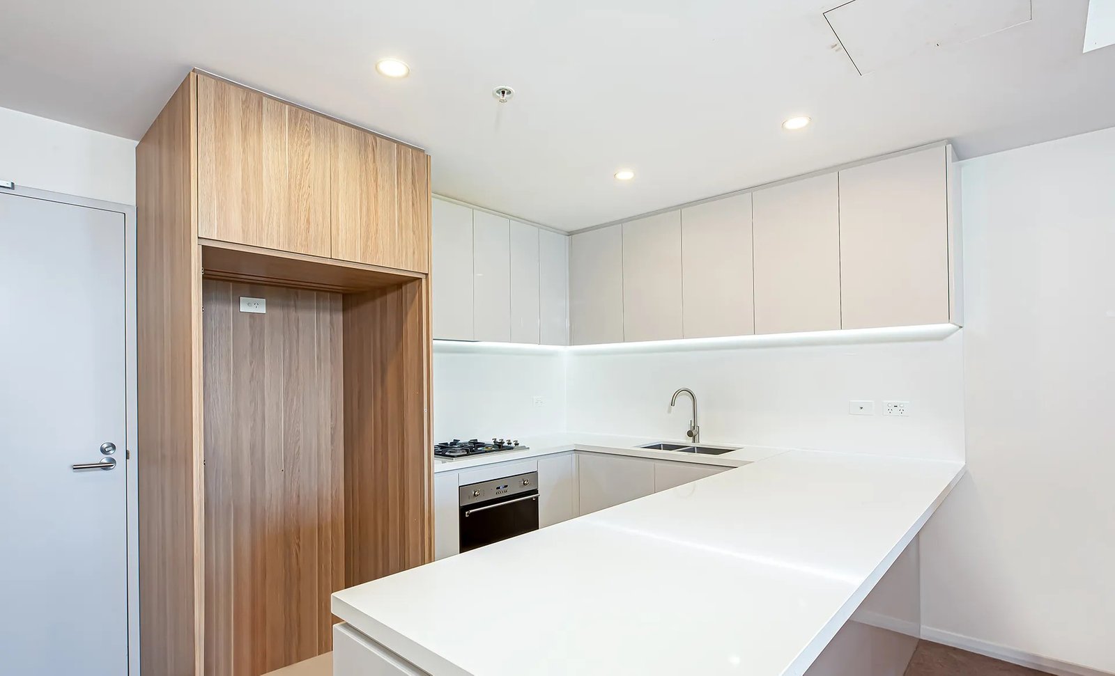 1311/1D Greenbank Street HURSTVILLE 2