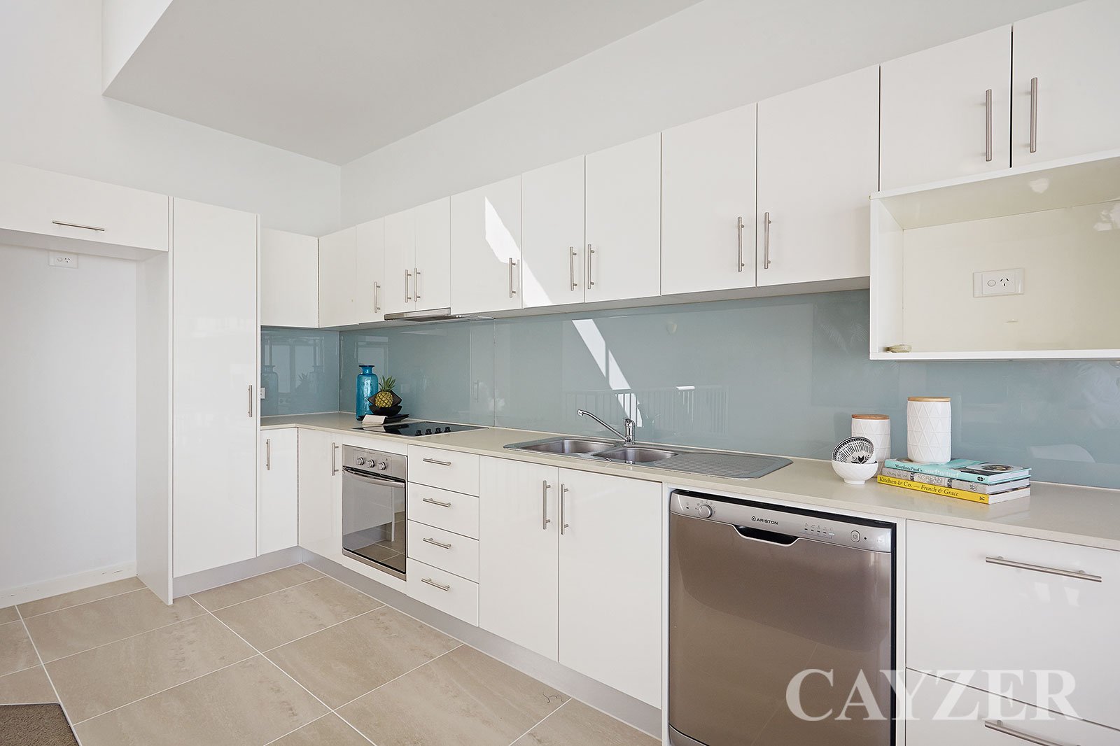 Gallery: 13/112-118 Gardenvale Road