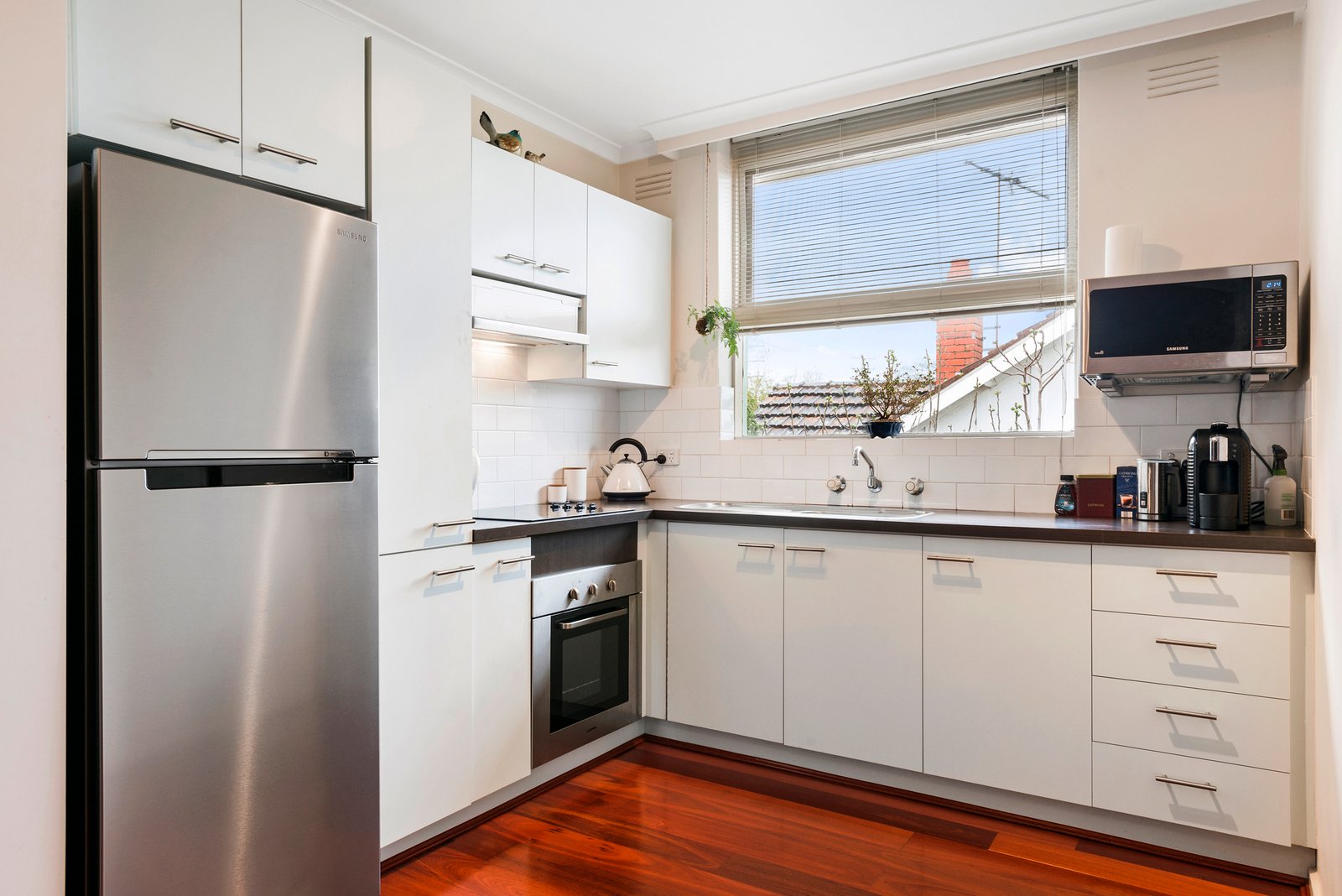 Gallery: 13/1150 Dandenong Road