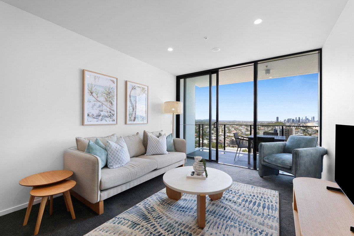 131/1969-1971 Gold Coast Highway Burleigh Heads 5