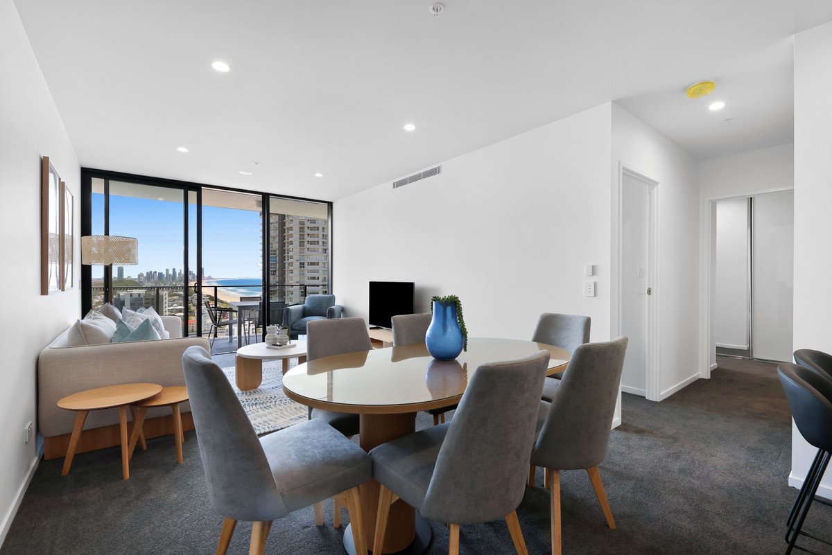 131/1969-1971 Gold Coast Highway Burleigh Heads 9