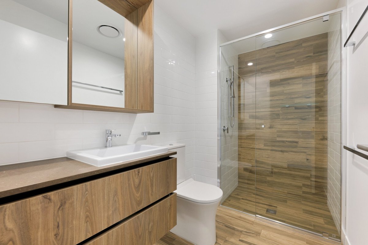 131/1969-1971 Gold Coast Highway Burleigh Heads 13