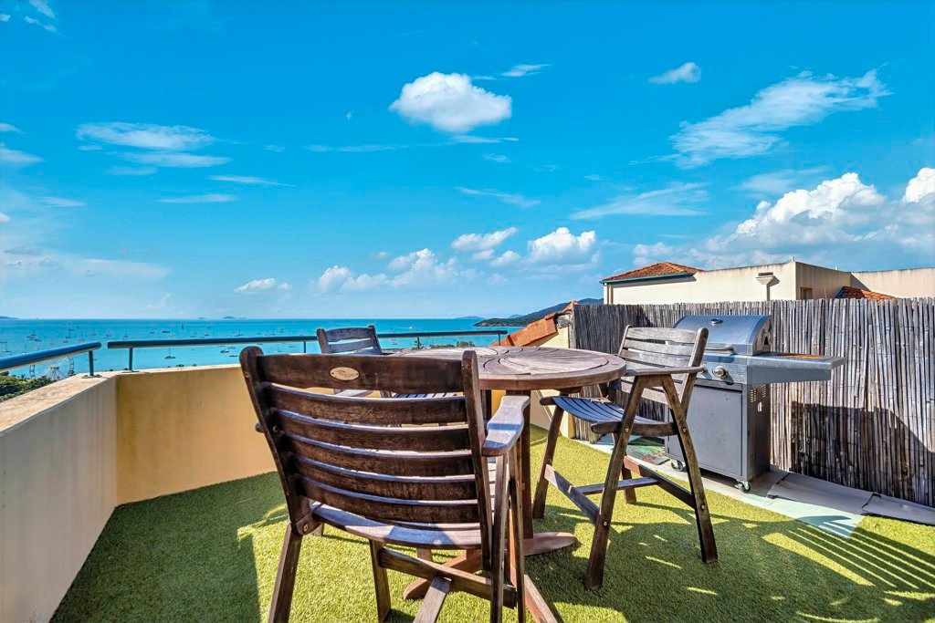 13/12-14 Golden Orchid Drive AIRLIE BEACH 11