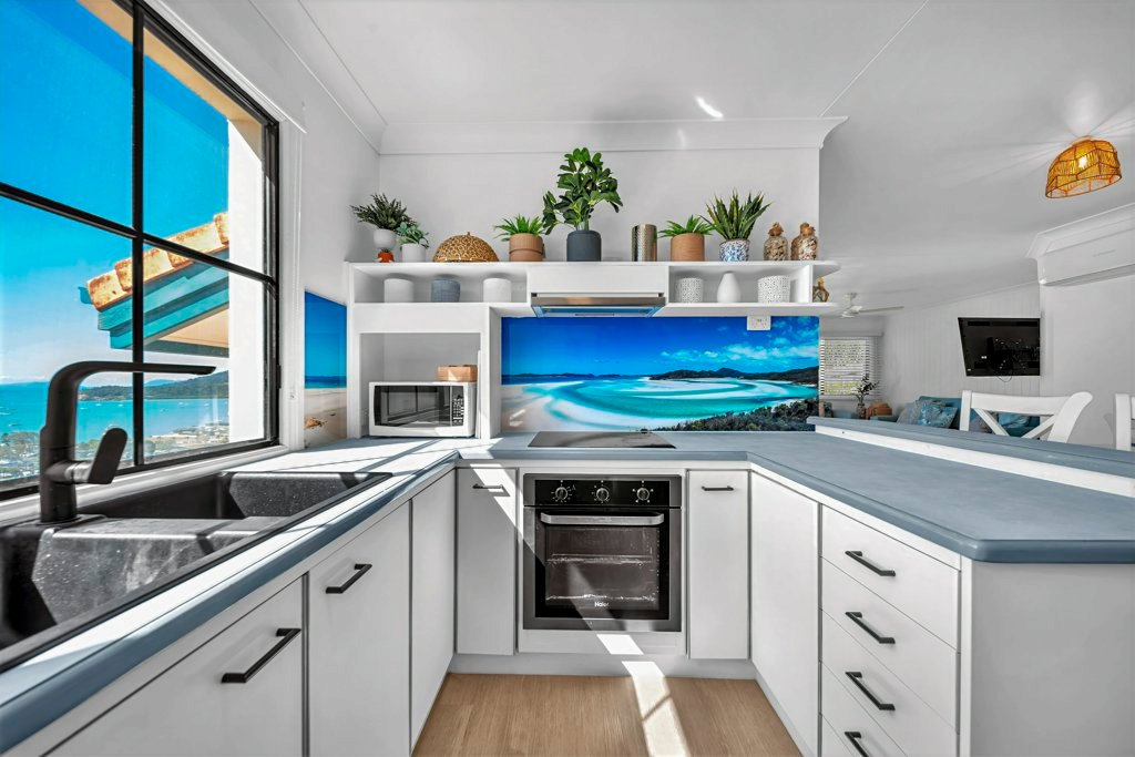 13/12-14 Golden Orchid Drive AIRLIE BEACH 13