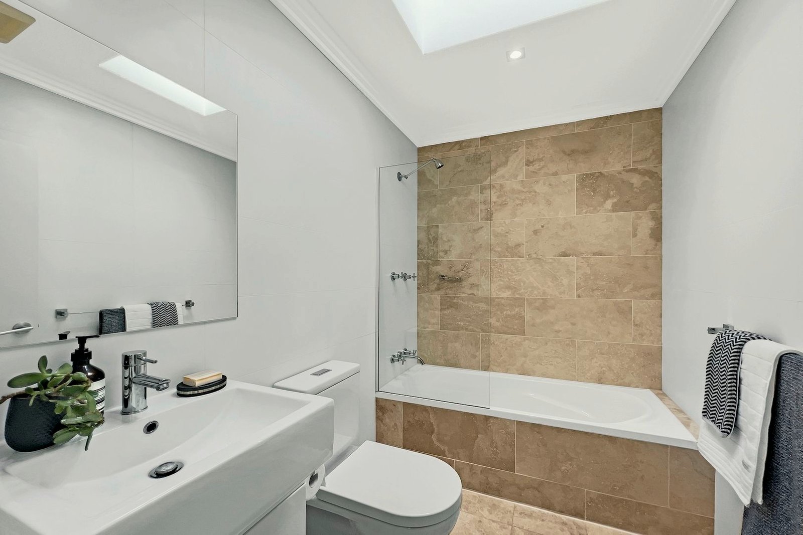 13/120 Alison Road RANDWICK 10