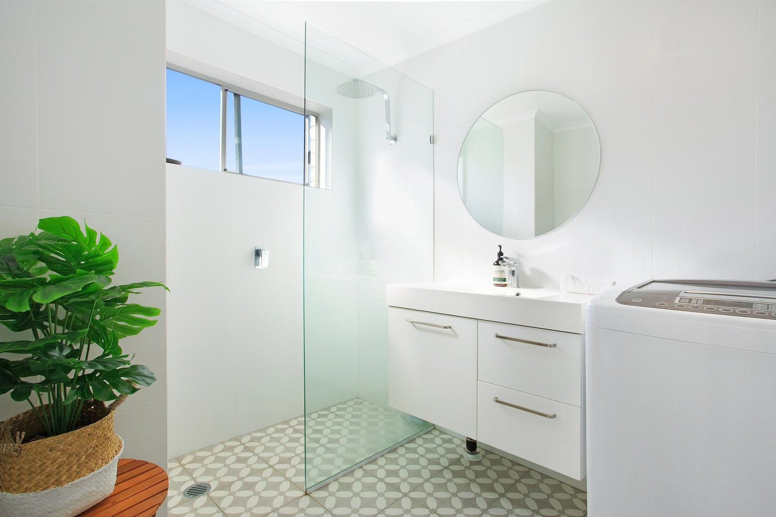 13/126 Musgrave Street COOLANGATTA 9