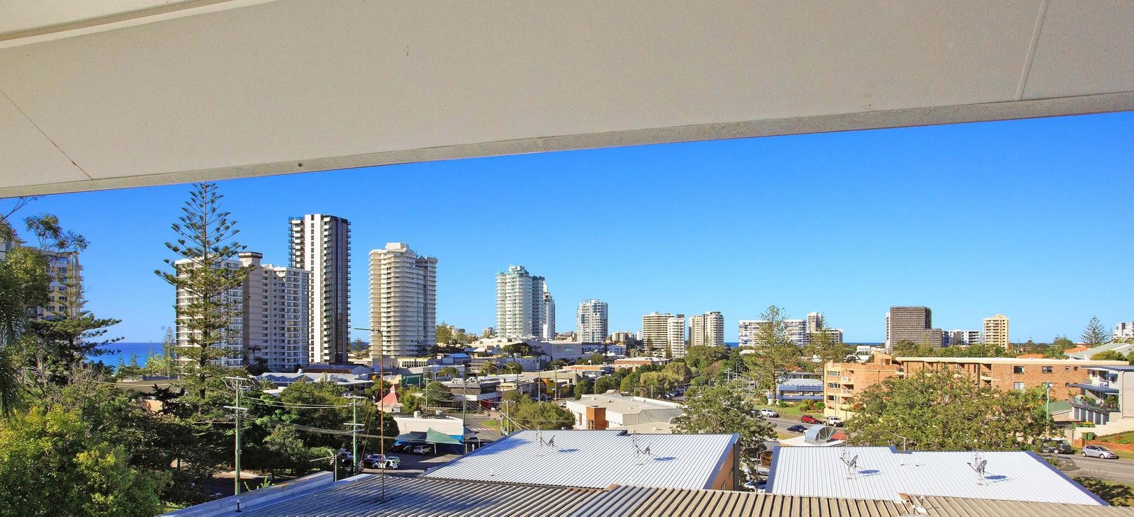 13/126 Musgrave Street COOLANGATTA 11