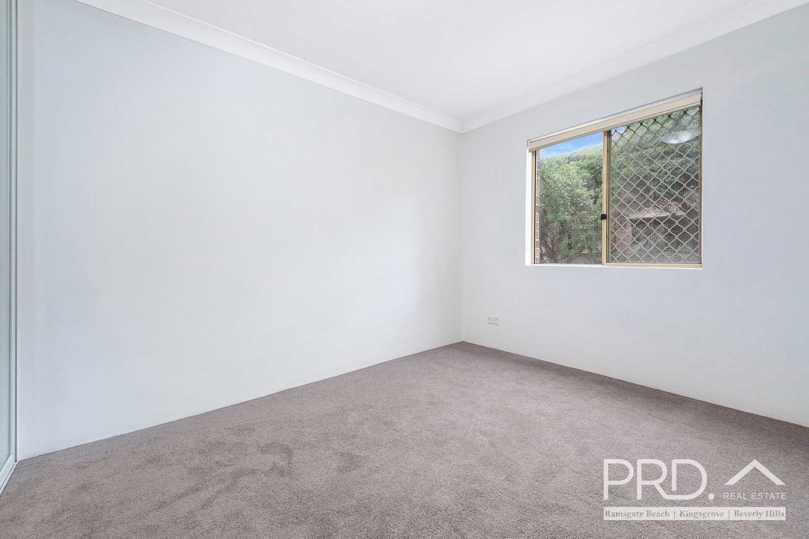 13/13-17 Hampden Street BEVERLY HILLS 4