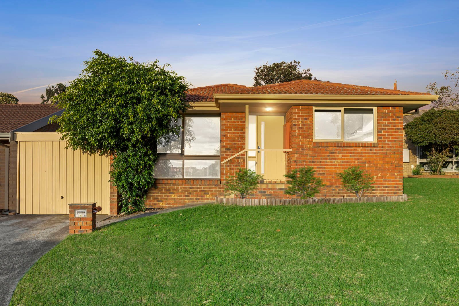 Gallery: 13/14-16 Kingston Drive