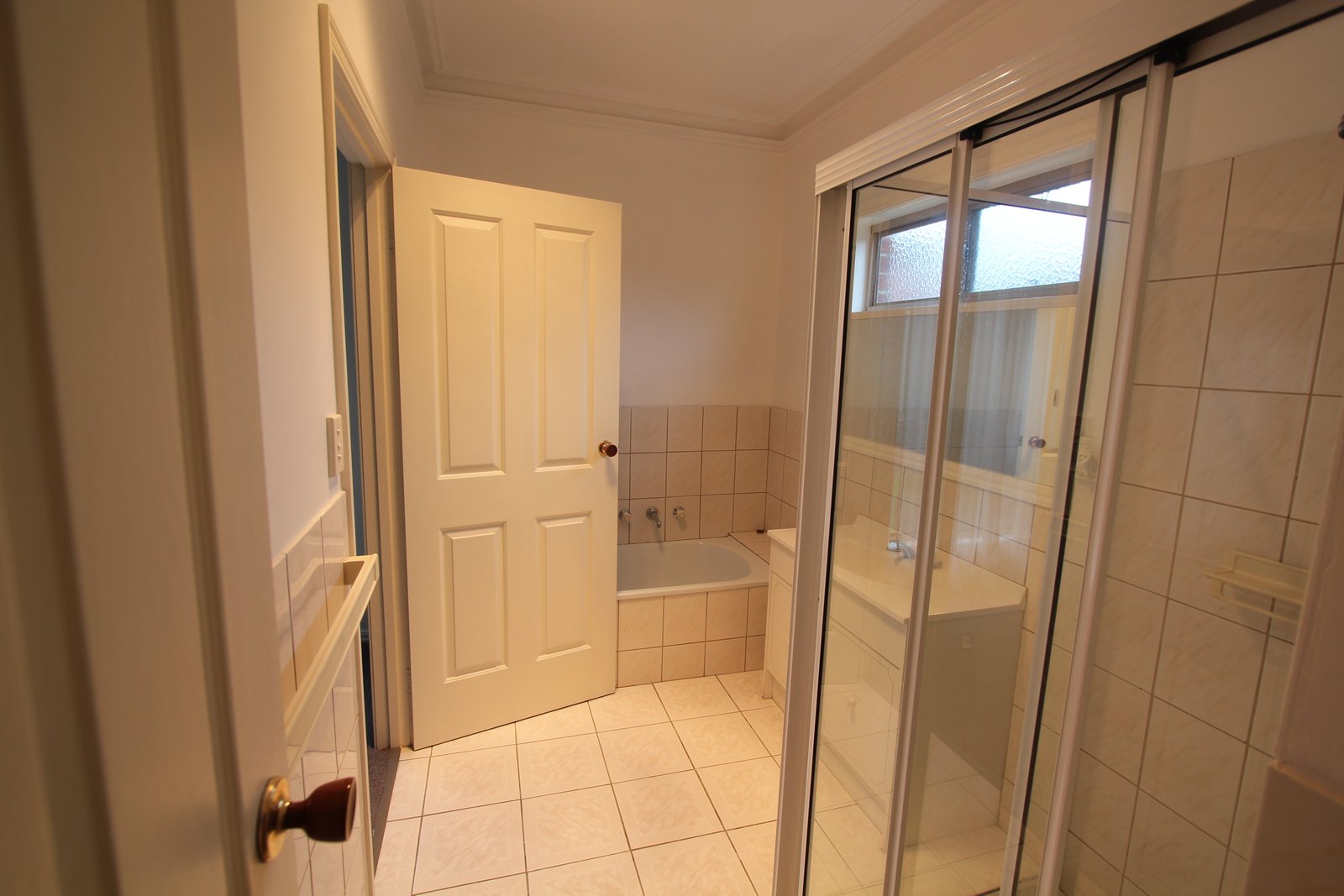 1/314 Peel Street North BLACK HILL 9