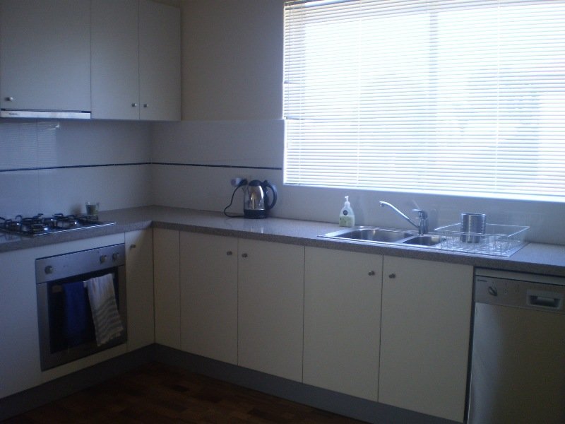 Gallery: 13/146 Hyde Street