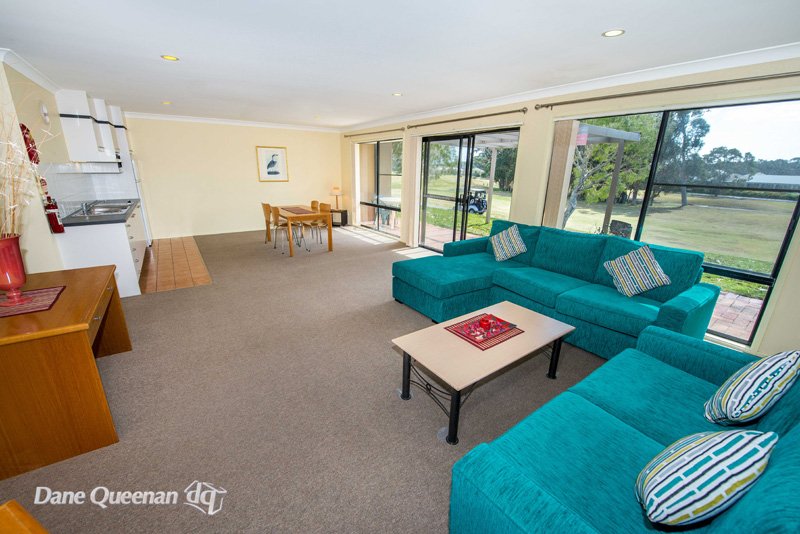 131/5 Horizons Drive SALAMANDER BAY 3
