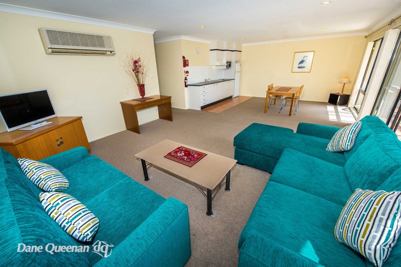 131/5 Horizons Drive SALAMANDER BAY 8