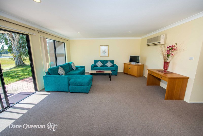 131/5 Horizons Drive SALAMANDER BAY 9