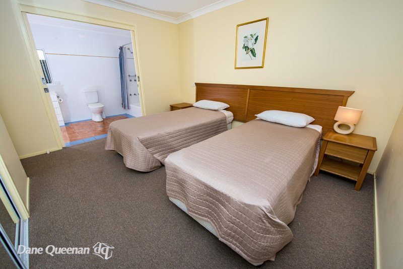 131/5 Horizons Drive SALAMANDER BAY 19