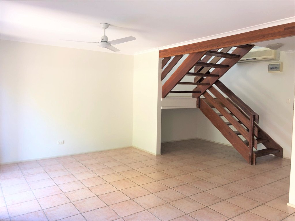 13/15 Roberts Street SOUTH GLADSTONE 3
