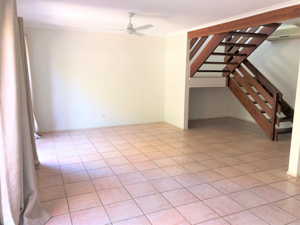 13/15 Roberts Street SOUTH GLADSTONE 6