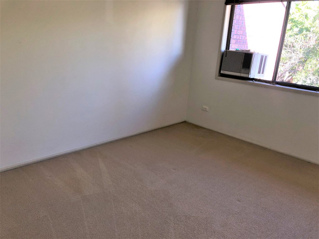 13/15 Roberts Street SOUTH GLADSTONE 10