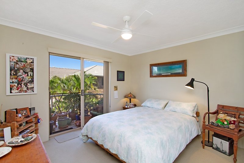 13/15 South Street COOLANGATTA 5