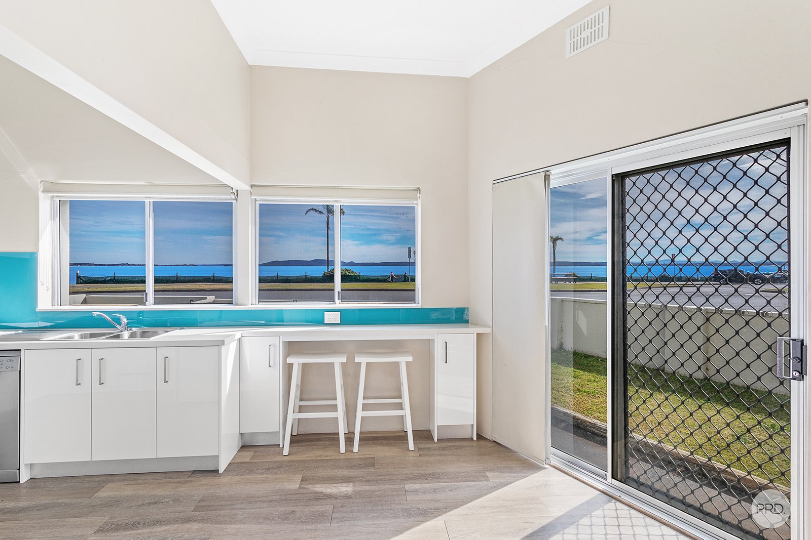 13/15 Victoria Parade NELSON BAY 5